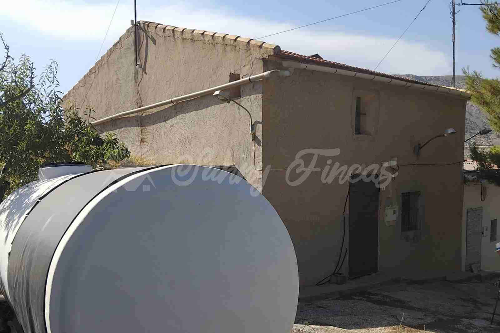 6 soverom Finca/Herregård til salgs i La Romana med garasje - € 160 000 (Ref: 9938800)