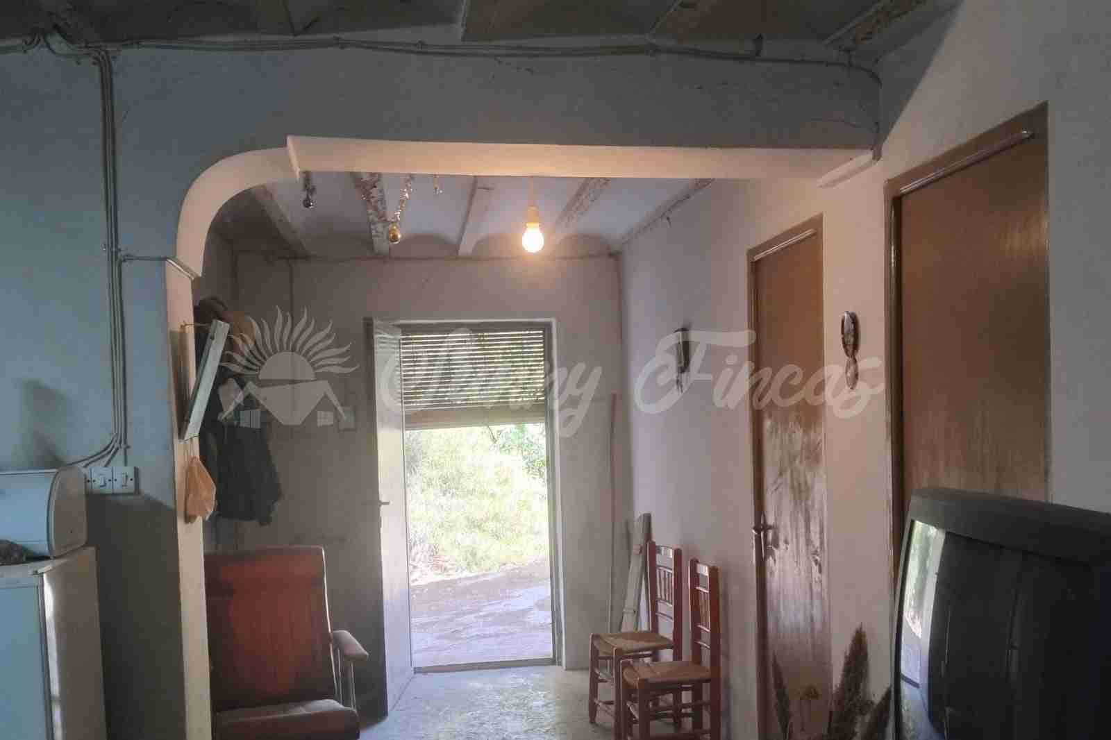 6 soverom Finca/Herregård til salgs i La Romana med garasje - € 160 000 (Ref: 9938800)