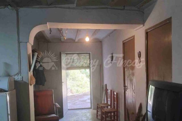 6 soverom Finca/Herregård til salgs i La Romana med garasje - € 160 000 (Ref: 9938800)