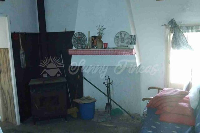 6 soverom Finca/Herregård til salgs i La Romana med garasje - € 160 000 (Ref: 9938800)