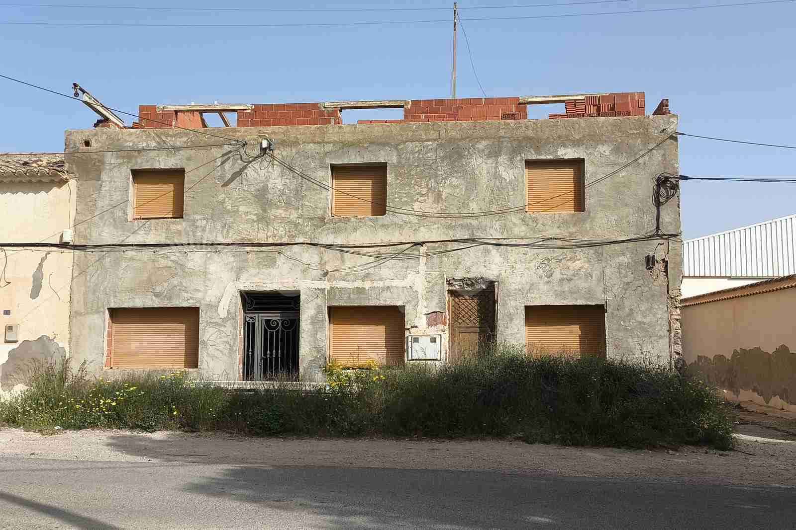 7 soverom Finca/Herregård til salgs i La Romana - € 130 000 (Ref: 9938977)
