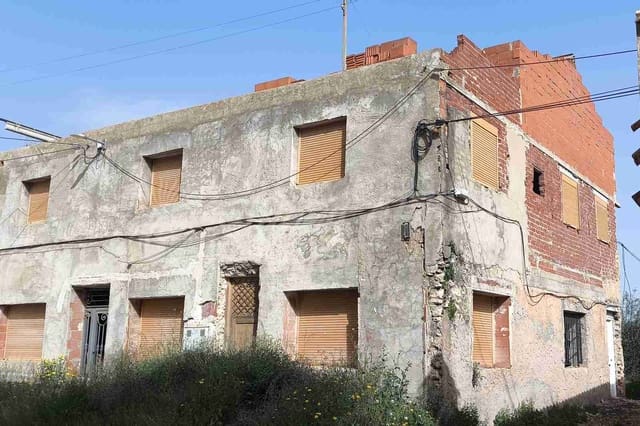 7 soveværelse Finca/Landehus til salg i La Romana - € 130.000 (Ref: 9938977)