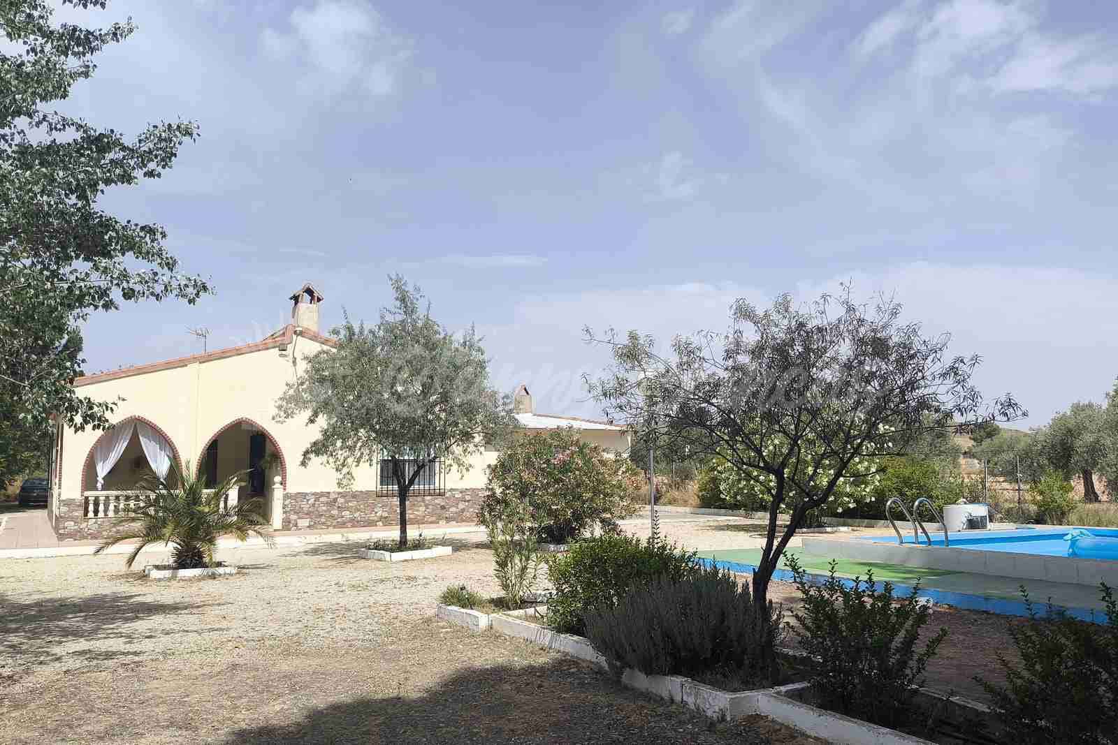 4 camera da letto Finca/Casa di Campagna in vendita in Yecla con piscina garage - 219.000 € (Rif: 9961697)