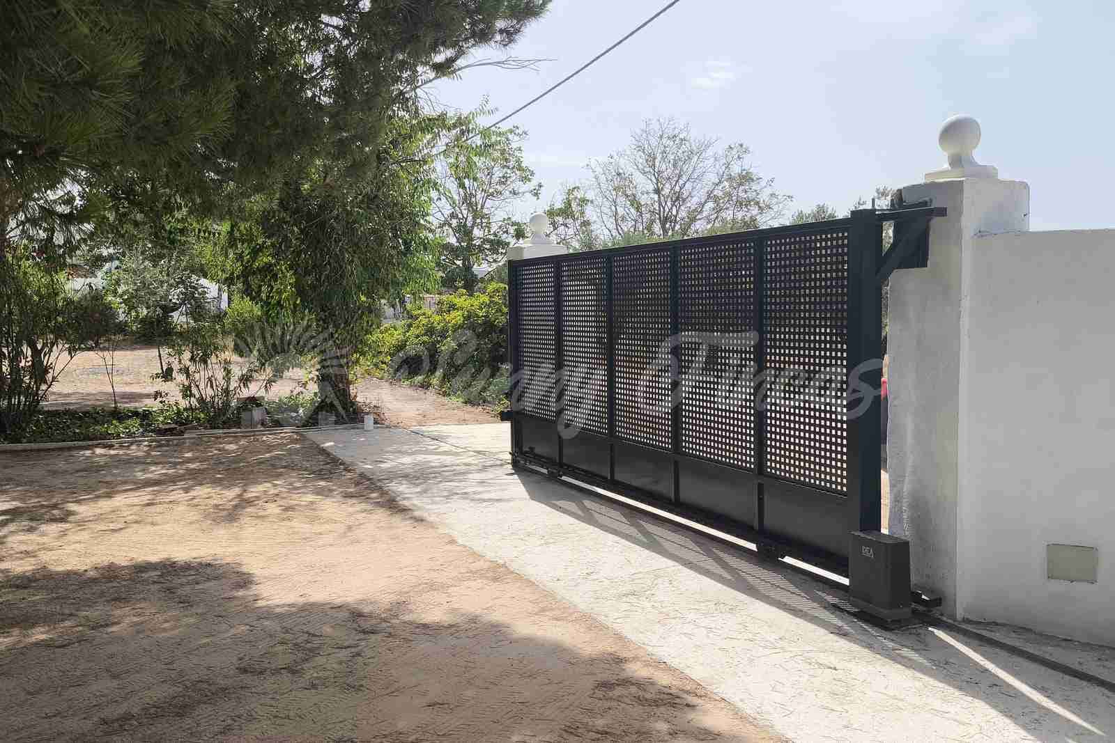 4 camera da letto Finca/Casa di Campagna in vendita in Yecla con piscina garage - 219.000 € (Rif: 9961697)