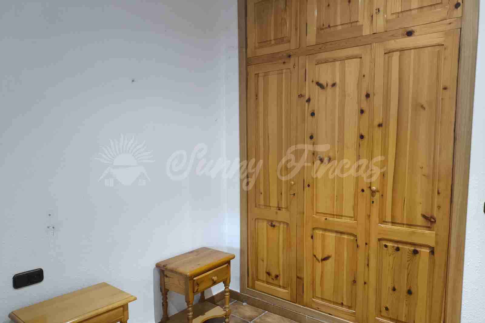 5 slaapkamer Villa te koop in Yecla met zwembad garage - € 287.000 (Ref: 9976114)