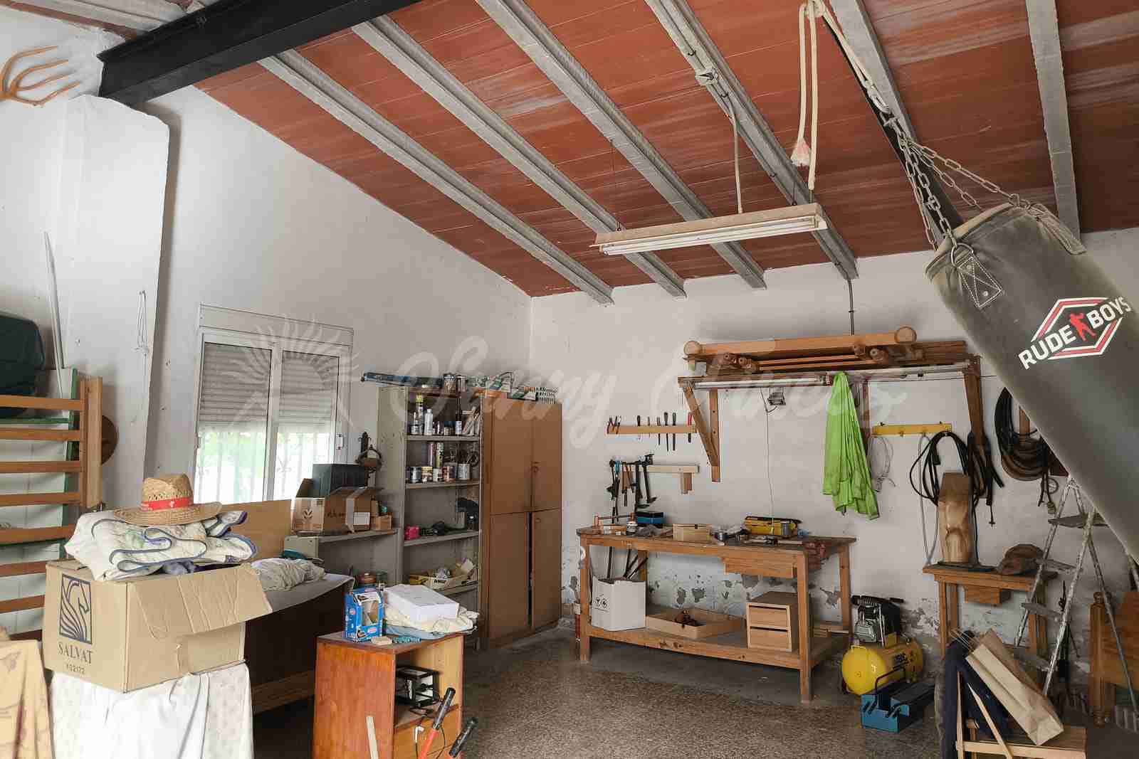 5 slaapkamer Villa te koop in Yecla met zwembad garage - € 287.000 (Ref: 9976114)