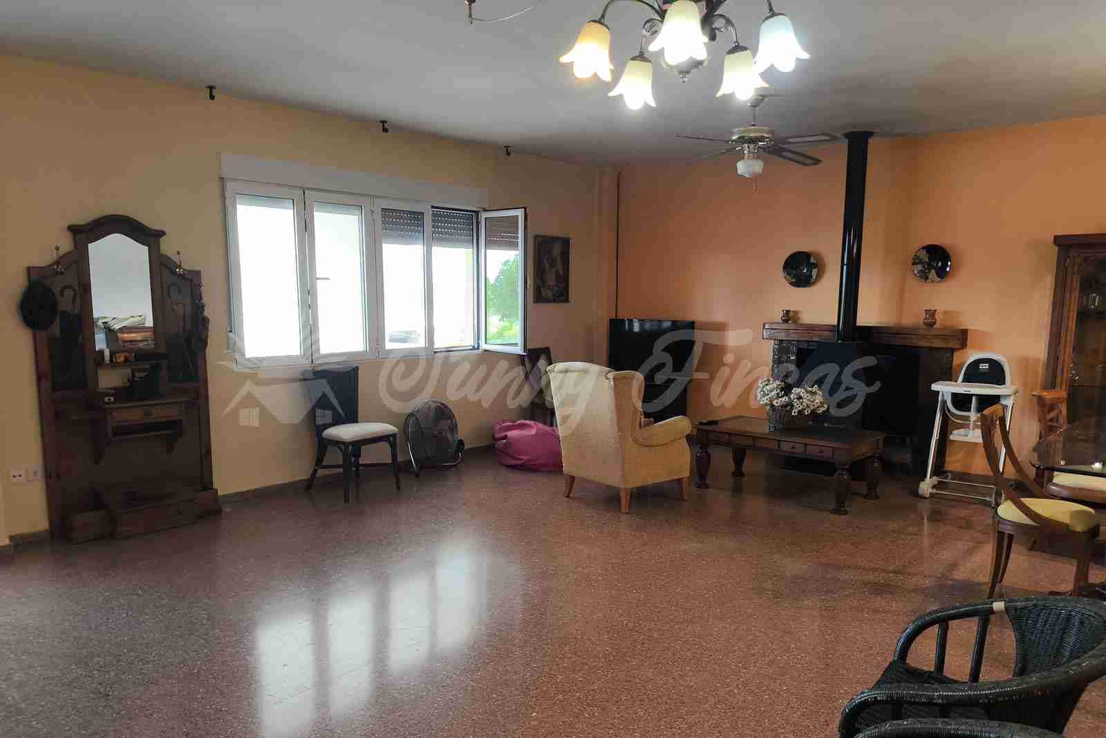 4 Zimmer Finca/Landgut zu verkaufen in Yecla mit Pool Garage - 315.000 € (Ref: 9987229)