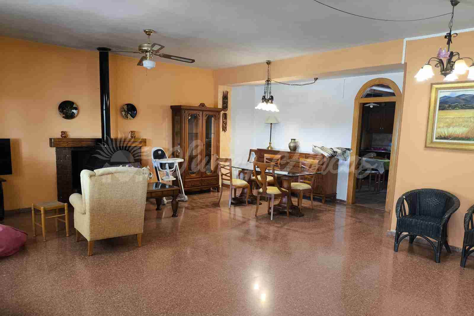4 Zimmer Finca/Landgut zu verkaufen in Yecla mit Pool Garage - 315.000 € (Ref: 9987229)