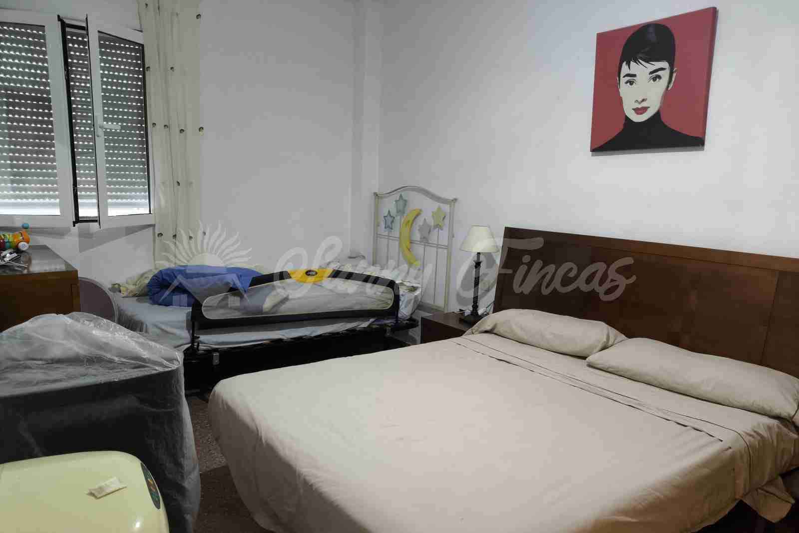 4 Zimmer Finca/Landgut zu verkaufen in Yecla mit Pool Garage - 315.000 € (Ref: 9987229)