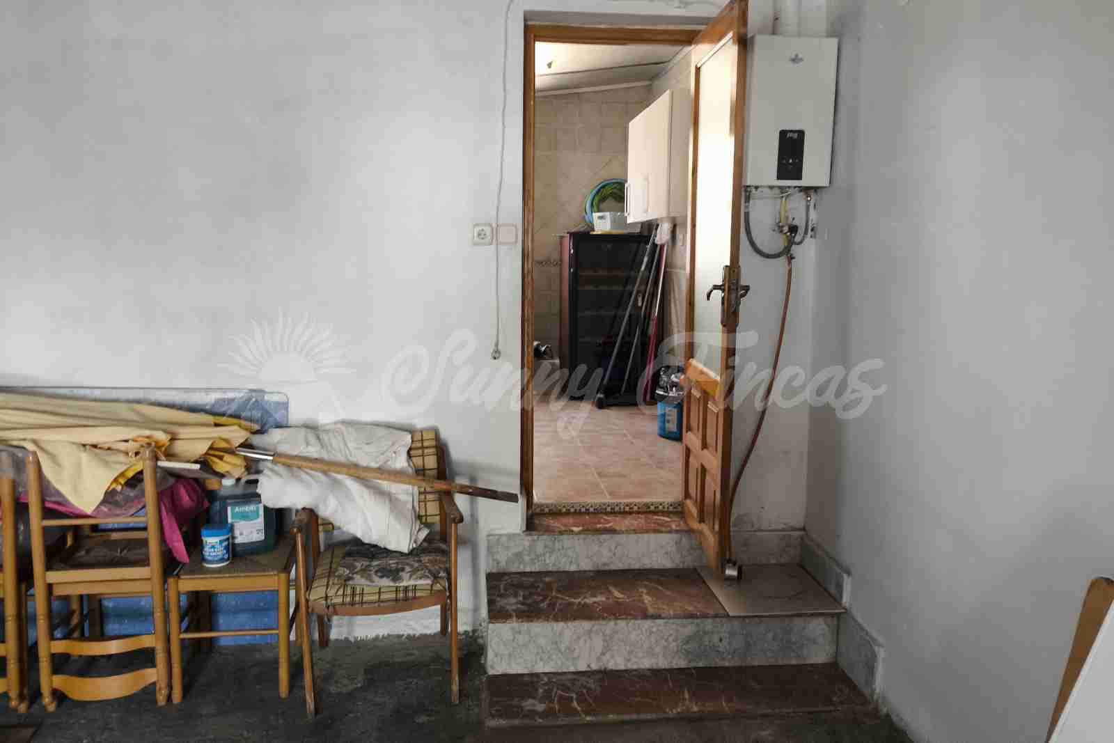 4 Zimmer Finca/Landgut zu verkaufen in Yecla mit Pool Garage - 315.000 € (Ref: 9987229)