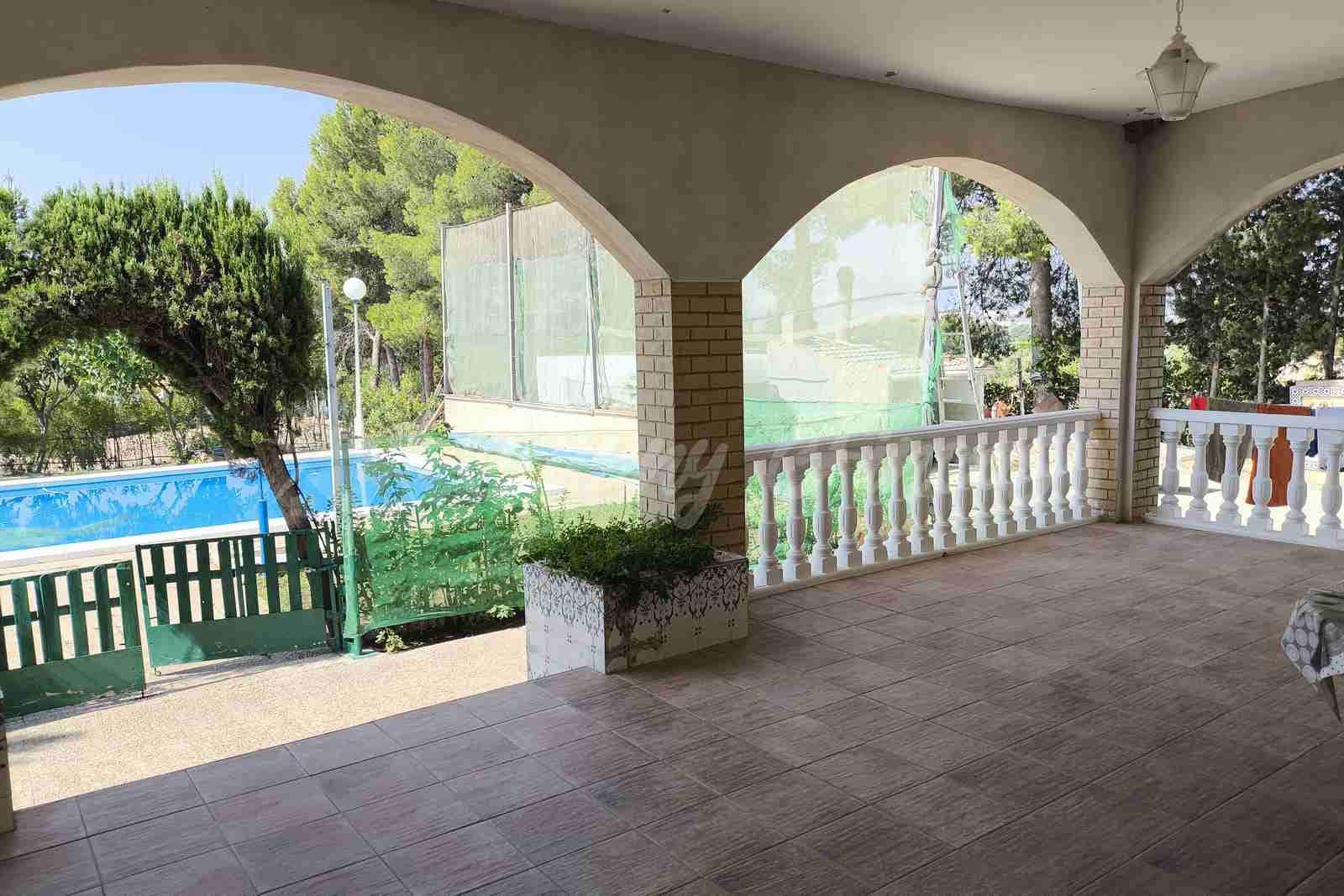 4 Zimmer Finca/Landgut zu verkaufen in Yecla mit Pool Garage - 315.000 € (Ref: 9987229)