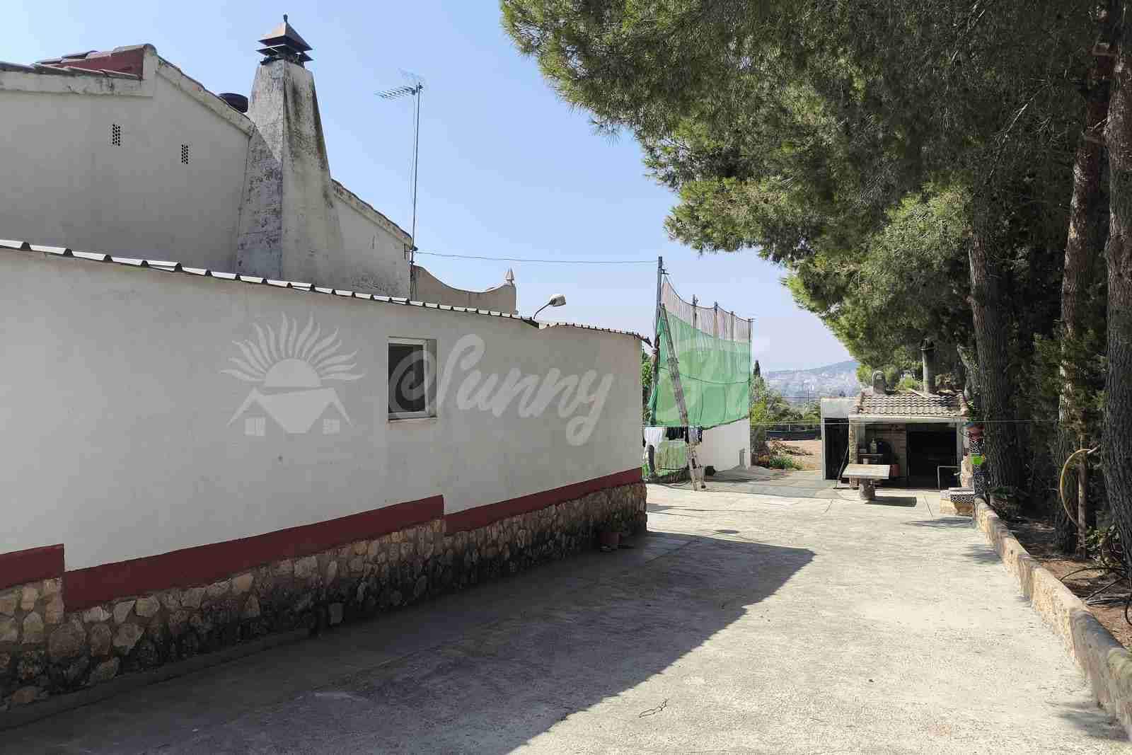 4 Zimmer Finca/Landgut zu verkaufen in Yecla mit Pool Garage - 315.000 € (Ref: 9987229)
