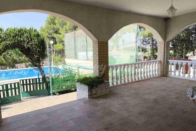 4 Zimmer Finca/Landgut zu verkaufen in Yecla mit Pool Garage - 315.000 € (Ref: 9987229)
