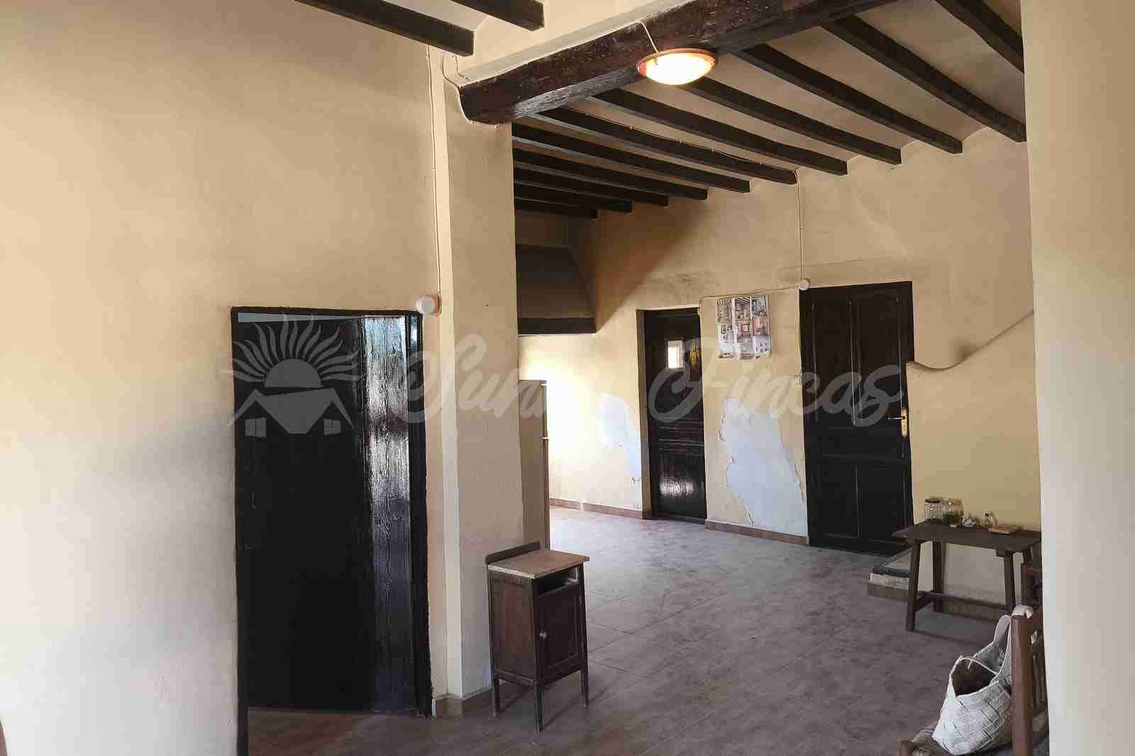 4 soverom Finca/Herregård til salgs i La Romana med garasje - € 149 000 (Ref: 9989410)