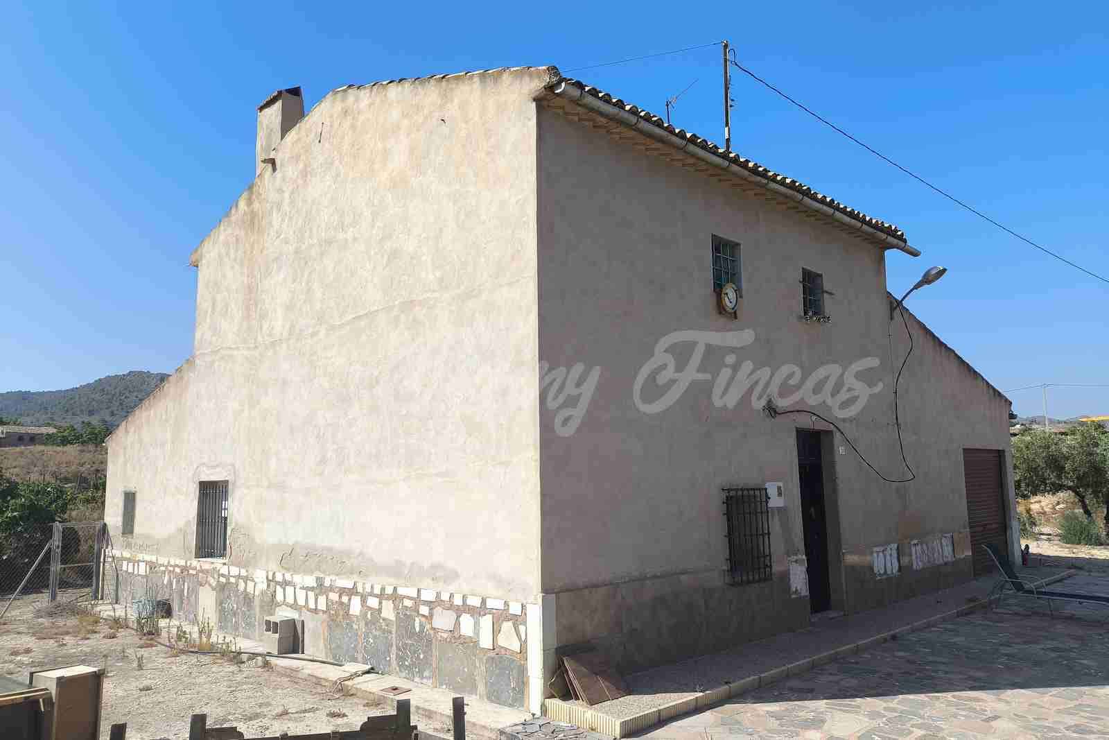 4 soverom Finca/Herregård til salgs i La Romana med garasje - € 149 000 (Ref: 9989410)