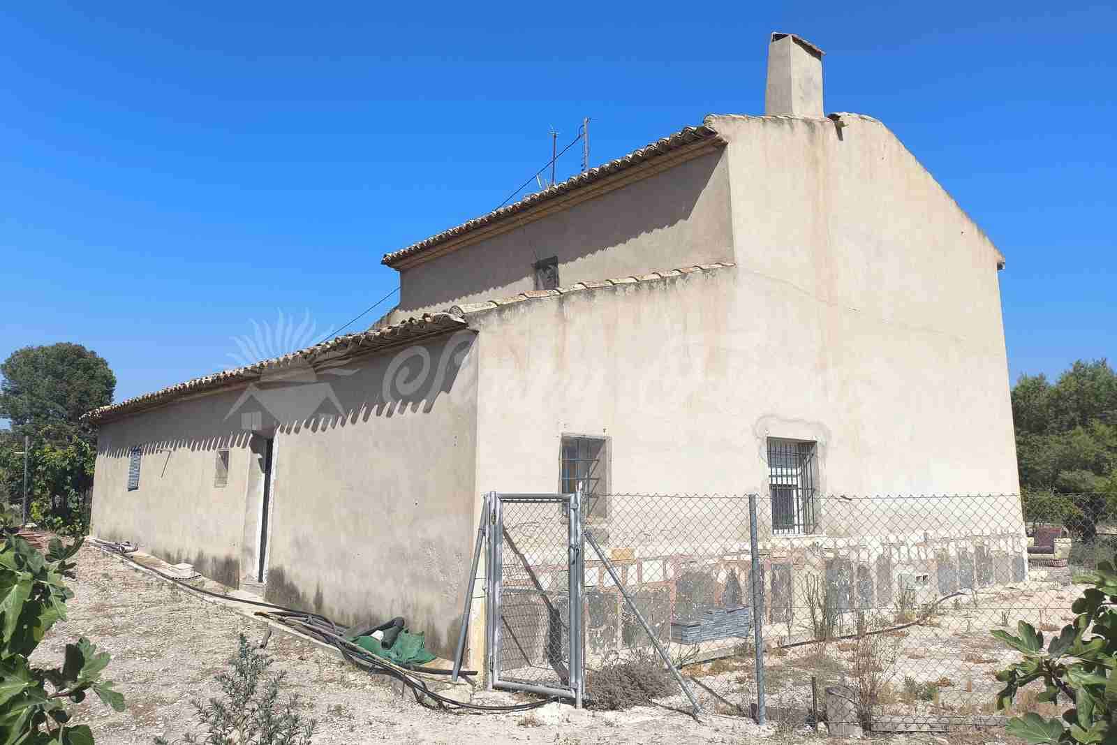 4 soverom Finca/Herregård til salgs i La Romana med garasje - € 149 000 (Ref: 9989410)