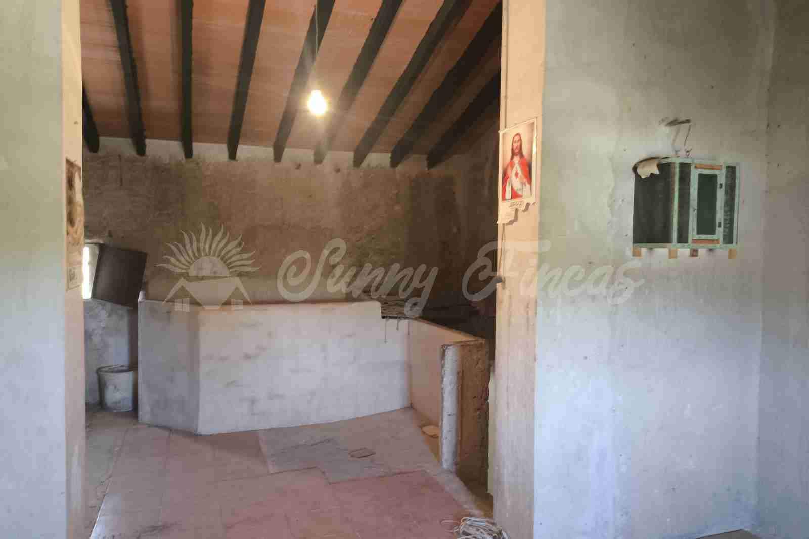 4 soverom Finca/Herregård til salgs i La Romana med garasje - € 149 000 (Ref: 9989410)