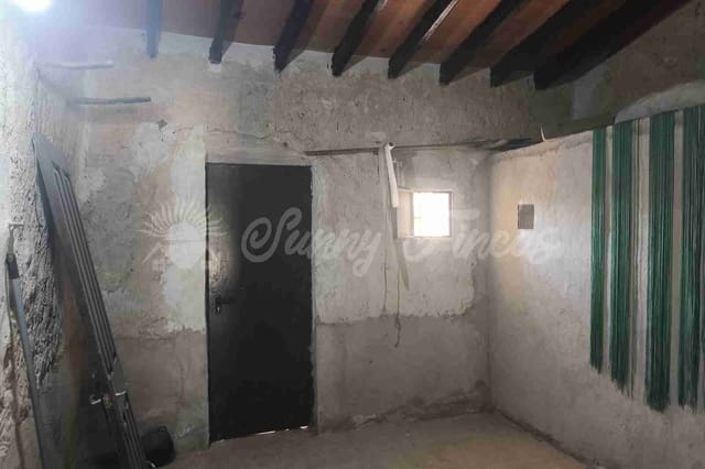 4 soverom Finca/Herregård til salgs i La Romana med garasje - € 149 000 (Ref: 9989410)