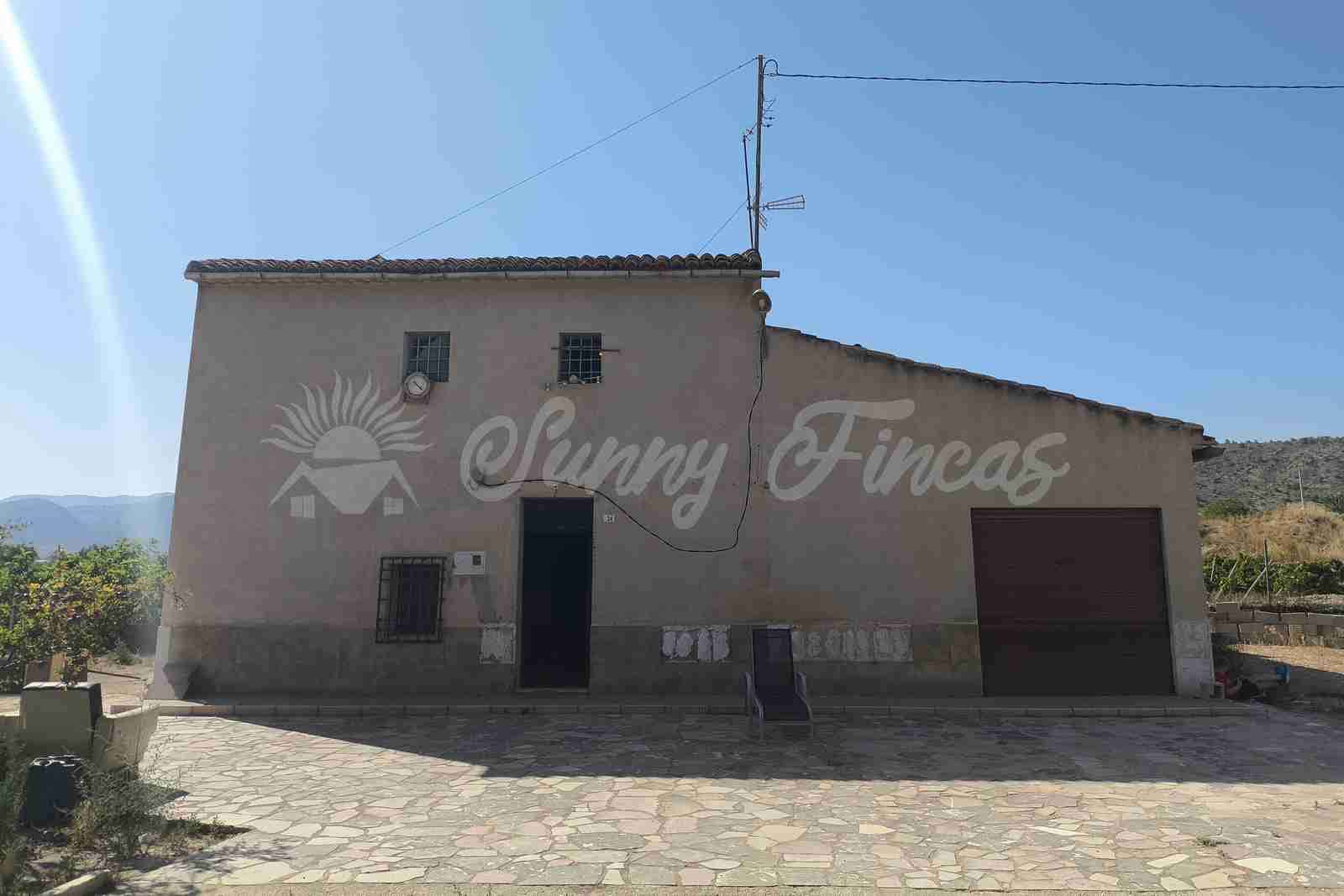 4 soverom Finca/Herregård til salgs i La Romana med garasje - € 149 000 (Ref: 9989410)