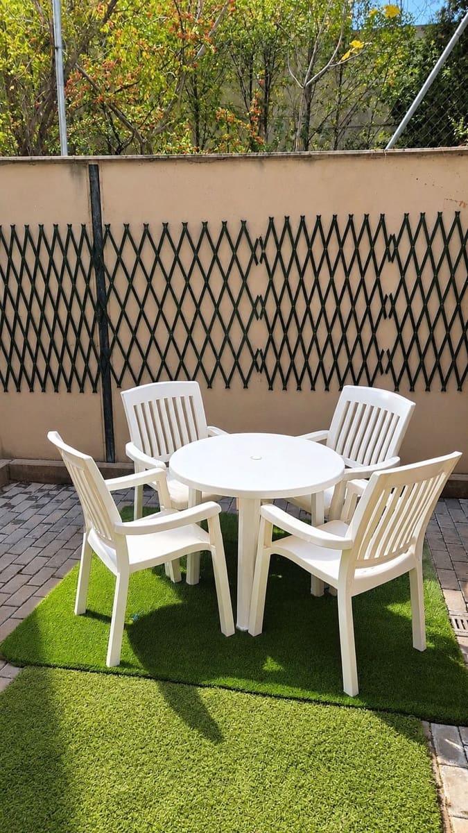 2 bedroom Townhouse for sale in Madrid city with garage - € 410,000 (Ref: 10018268)
