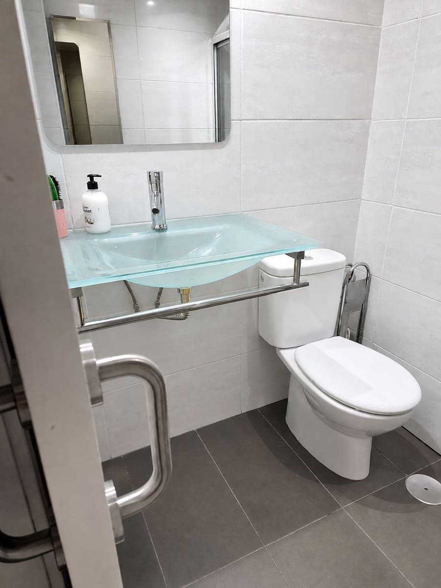 2 bedroom Townhouse for sale in Madrid city with garage - € 410,000 (Ref: 10018268)