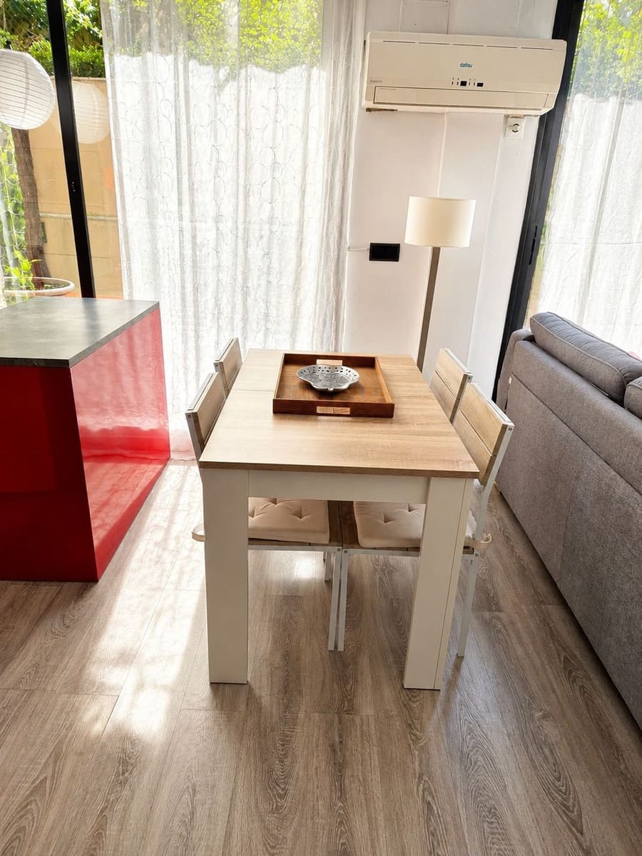 2 bedroom Townhouse for sale in Madrid city with garage - € 410,000 (Ref: 10018268)