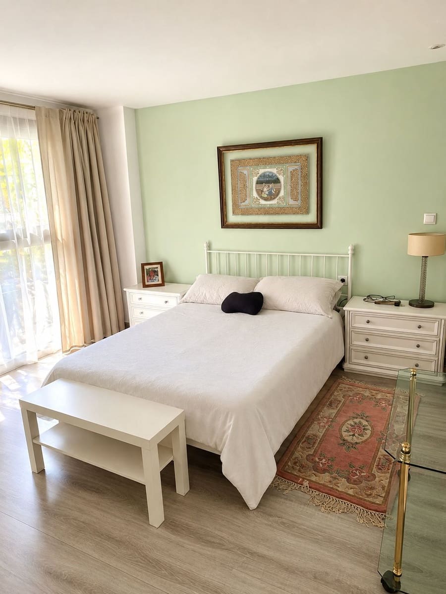 2 bedroom Townhouse for sale in Madrid city with garage - € 410,000 (Ref: 10018268)