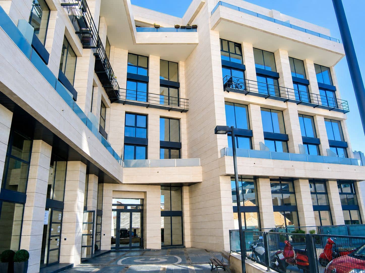 2 bedroom Townhouse for sale in Madrid city with garage - € 410,000 (Ref: 10018268)