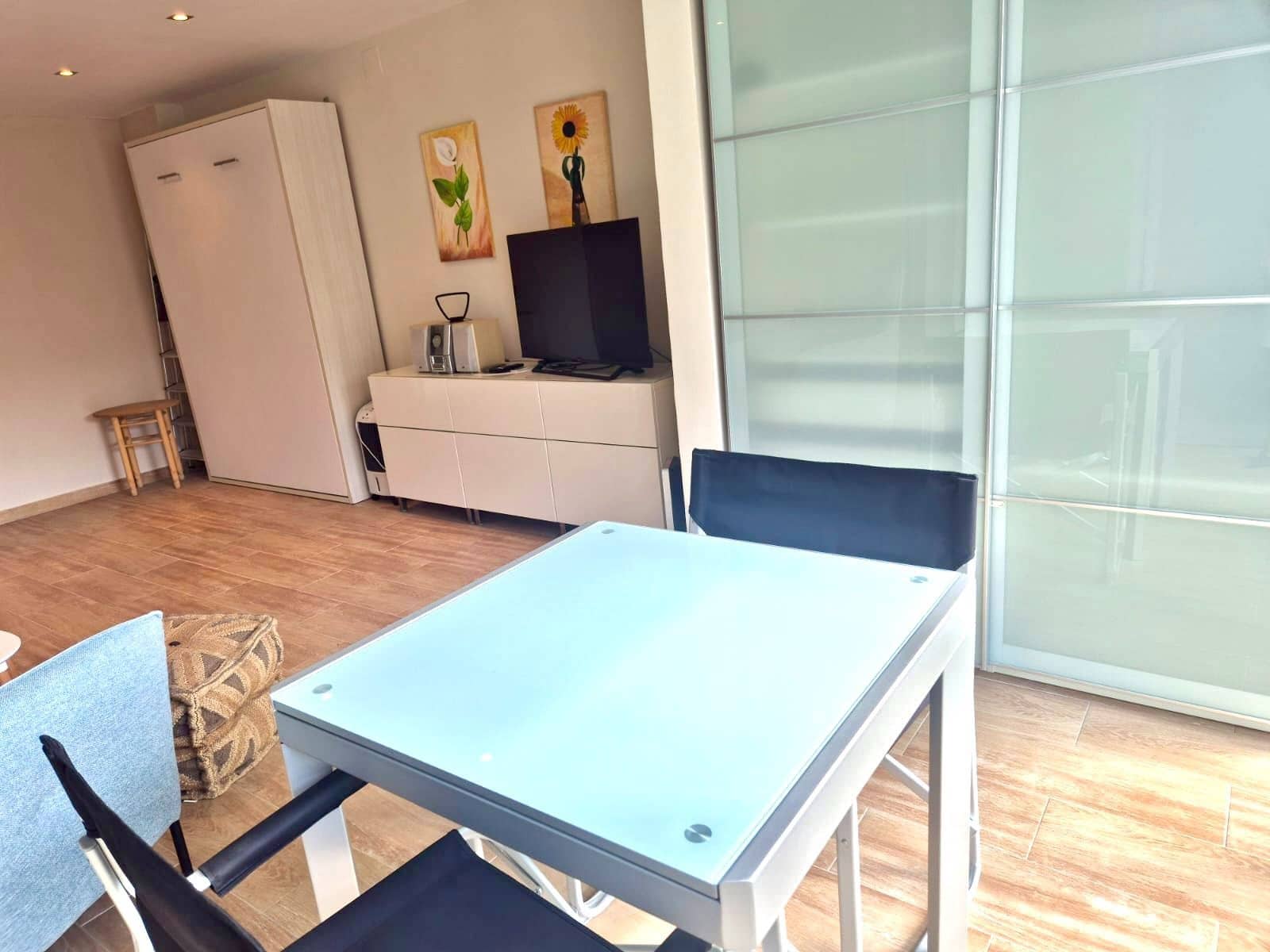 Studio do wynajęcia w Miasto Alicante / Alacant z basenem - 895 € (Ref: 10018269)