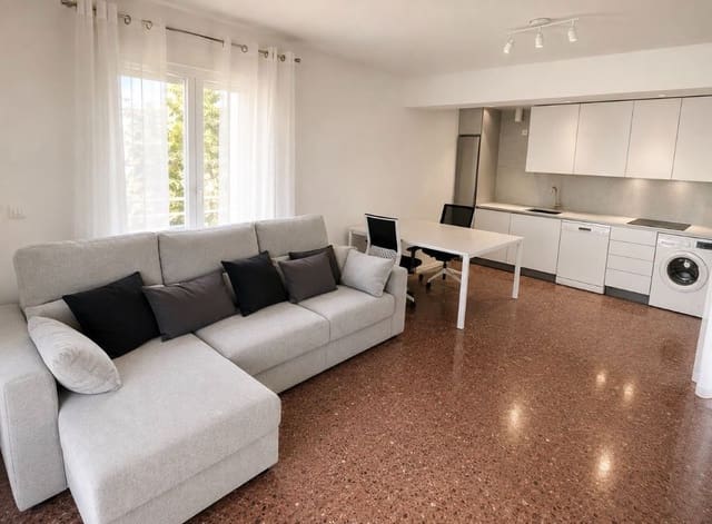 2 makuuhuone Huoneisto myytävänä paikassa Pareja mukana 
autotalli - 126 000 € (Ref: 10023619)