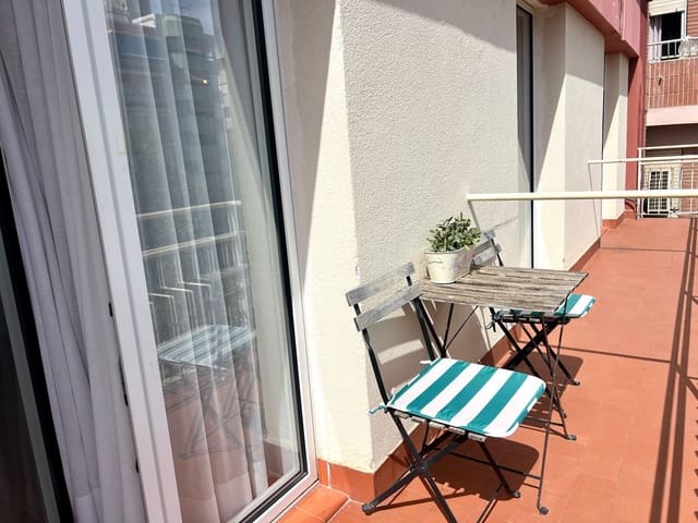2 slaapkamer Penthouse te huur in Ensanche - Diputacion, Alicante stad - € 1.400 (Ref: 10031537)