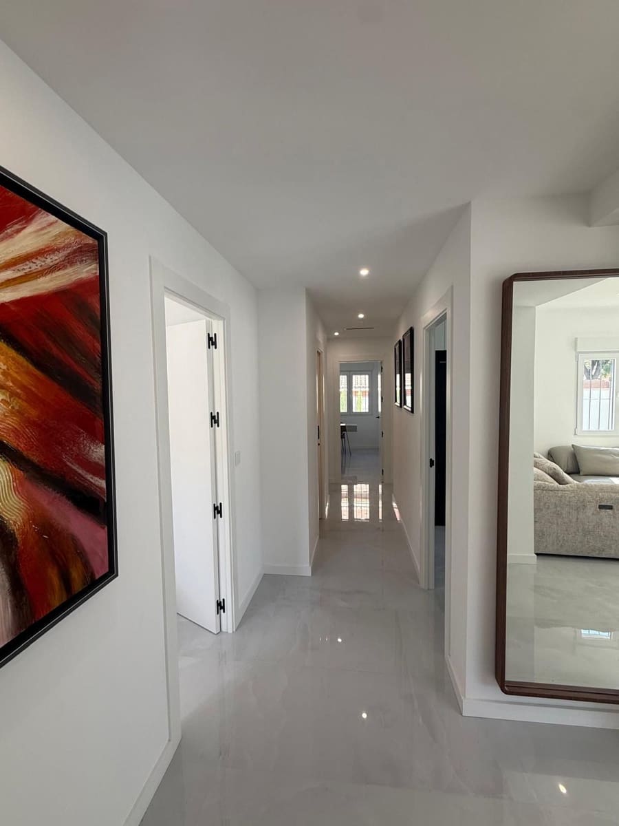 4 slaapkamer Villa te koop in San Juan de Alicante / Sant Joan d'Alacant met zwembad garage - € 1.380.000 (Ref: 10148332)