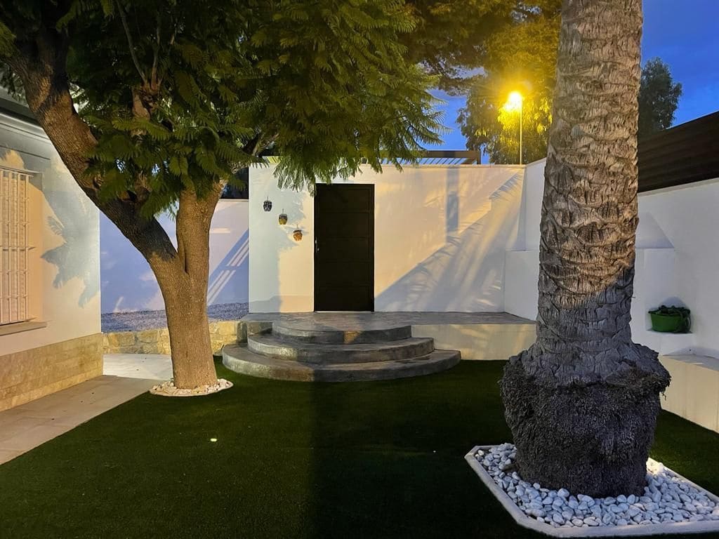 5 sovrum Villa till salu i San Juan de Alicante / Sant Joan d'Alacant med pool garage - 1 380 000 € (Ref: 10148333)