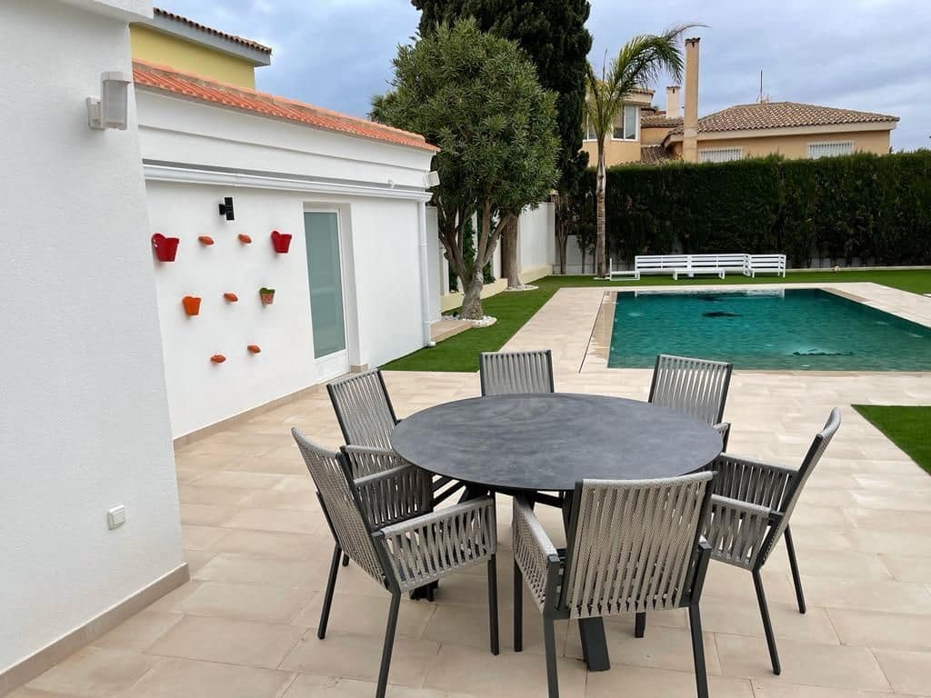5 sovrum Villa till salu i San Juan de Alicante / Sant Joan d'Alacant med pool garage - 1 380 000 € (Ref: 10148333)