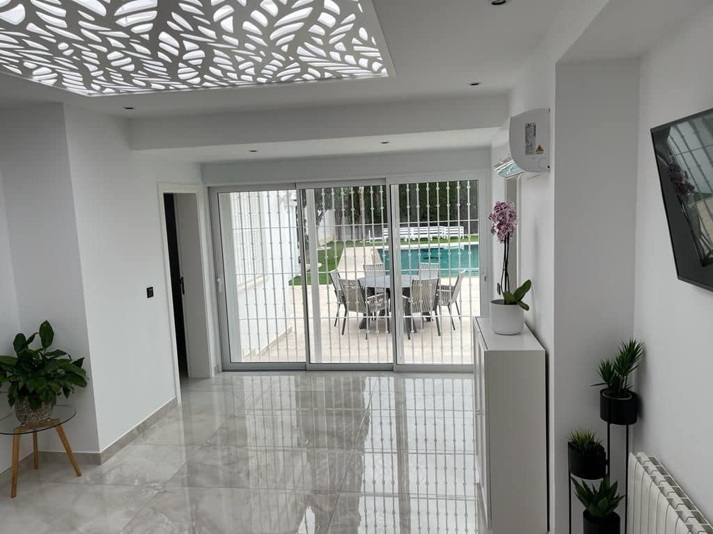 5 sovrum Villa till salu i San Juan de Alicante / Sant Joan d'Alacant med pool garage - 1 380 000 € (Ref: 10148333)