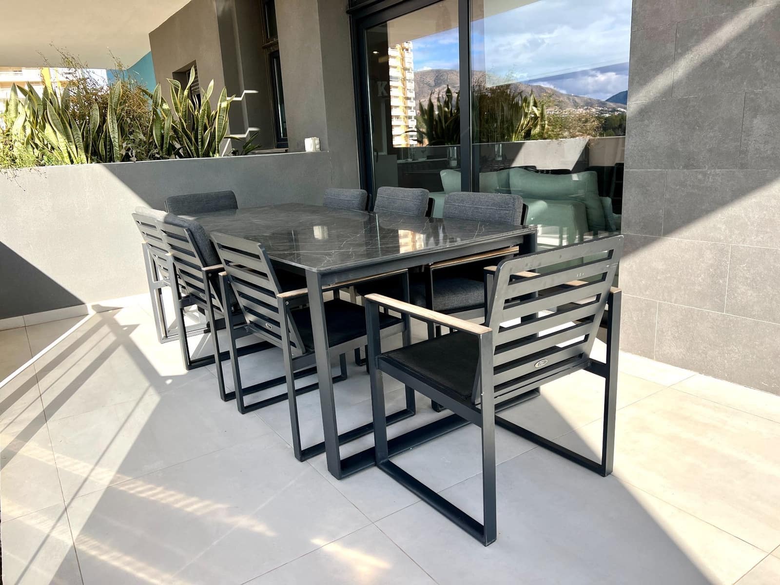 3 bedroom Apartment for rent in Benidorm with pool garage - € 3,900 (Ref: 8777409)