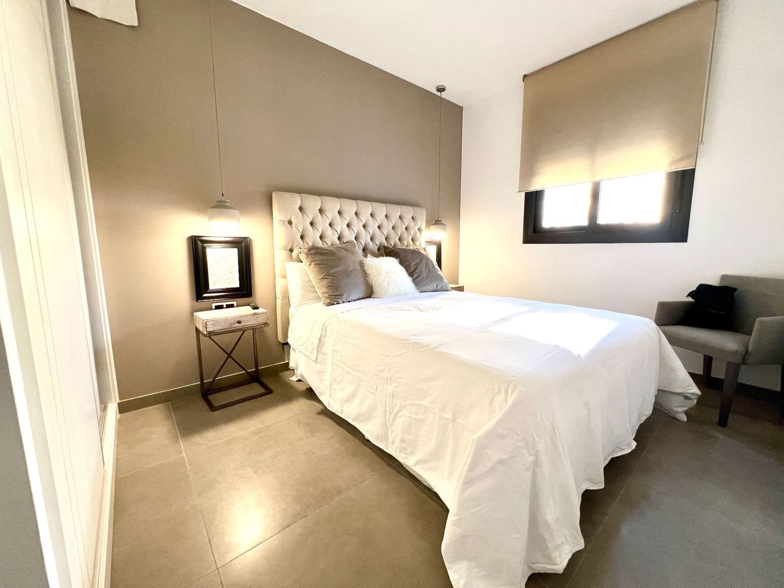 3 bedroom Apartment for rent in Benidorm with pool garage - € 3,900 (Ref: 8777409)