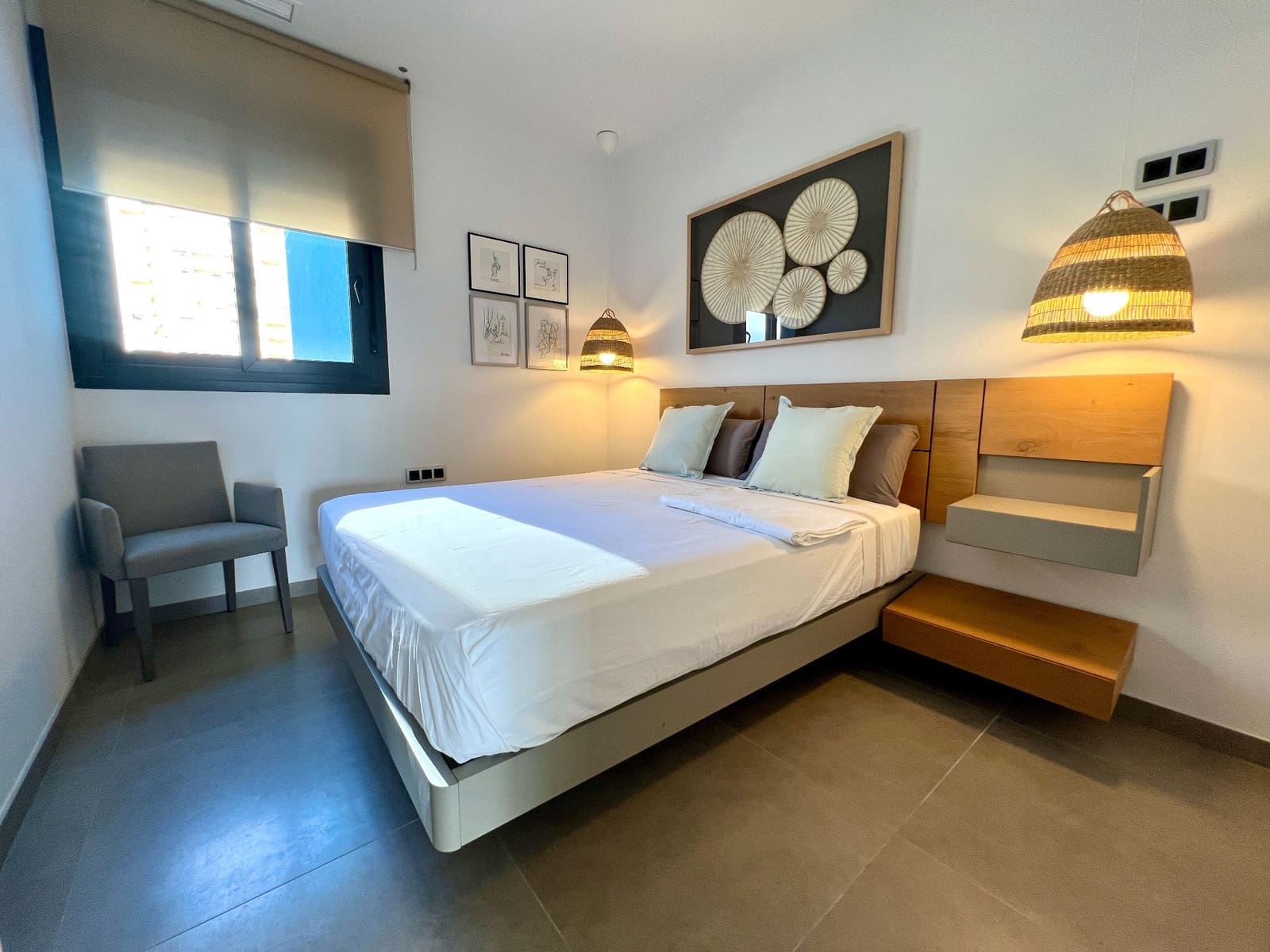 3 bedroom Apartment for rent in Benidorm with pool garage - € 3,900 (Ref: 8777409)