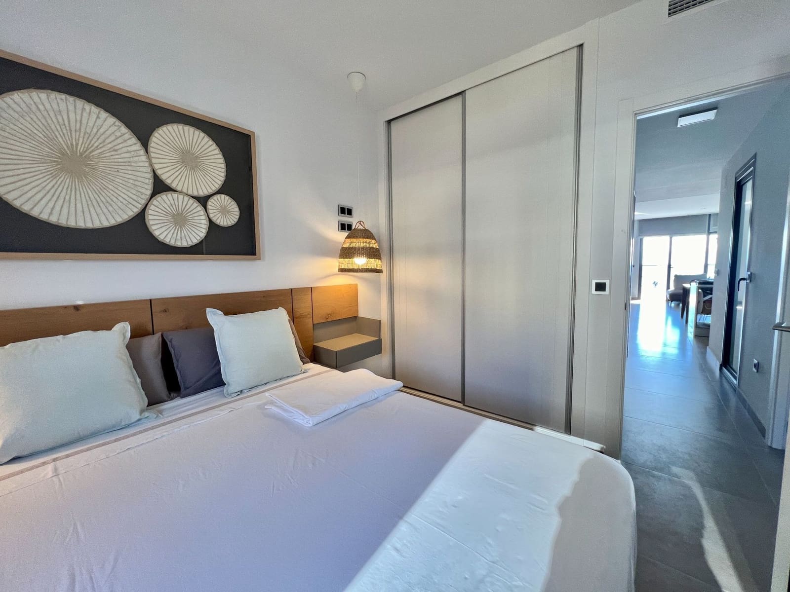 3 bedroom Apartment for rent in Benidorm with pool garage - € 3,900 (Ref: 8777409)