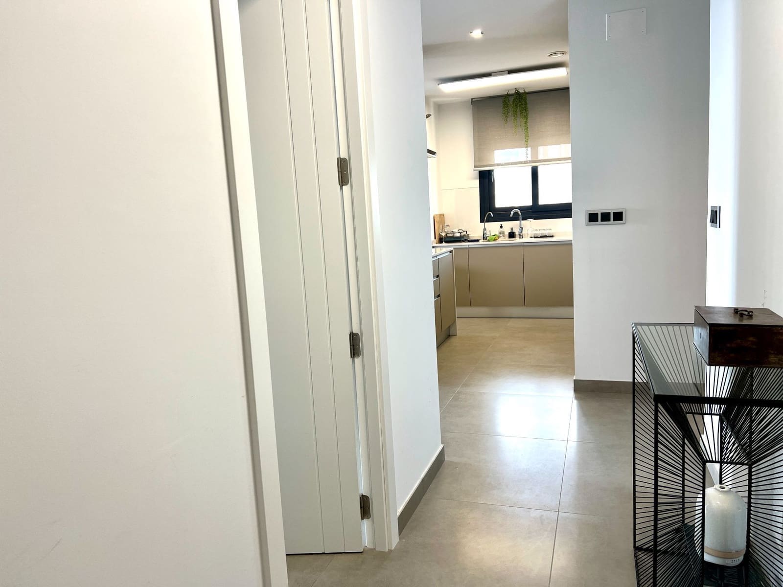 3 bedroom Apartment for rent in Benidorm with pool garage - € 3,900 (Ref: 8777409)