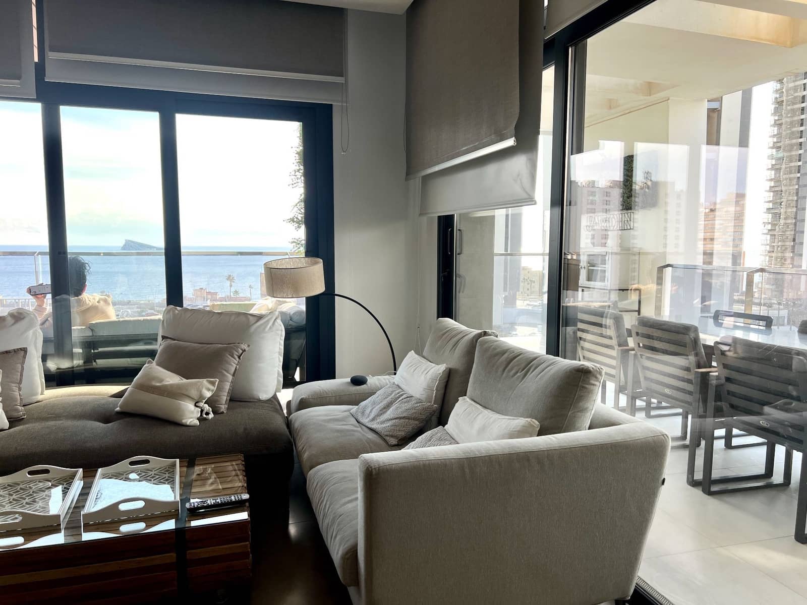 3 bedroom Apartment for rent in Benidorm with pool garage - € 3,900 (Ref: 8777409)