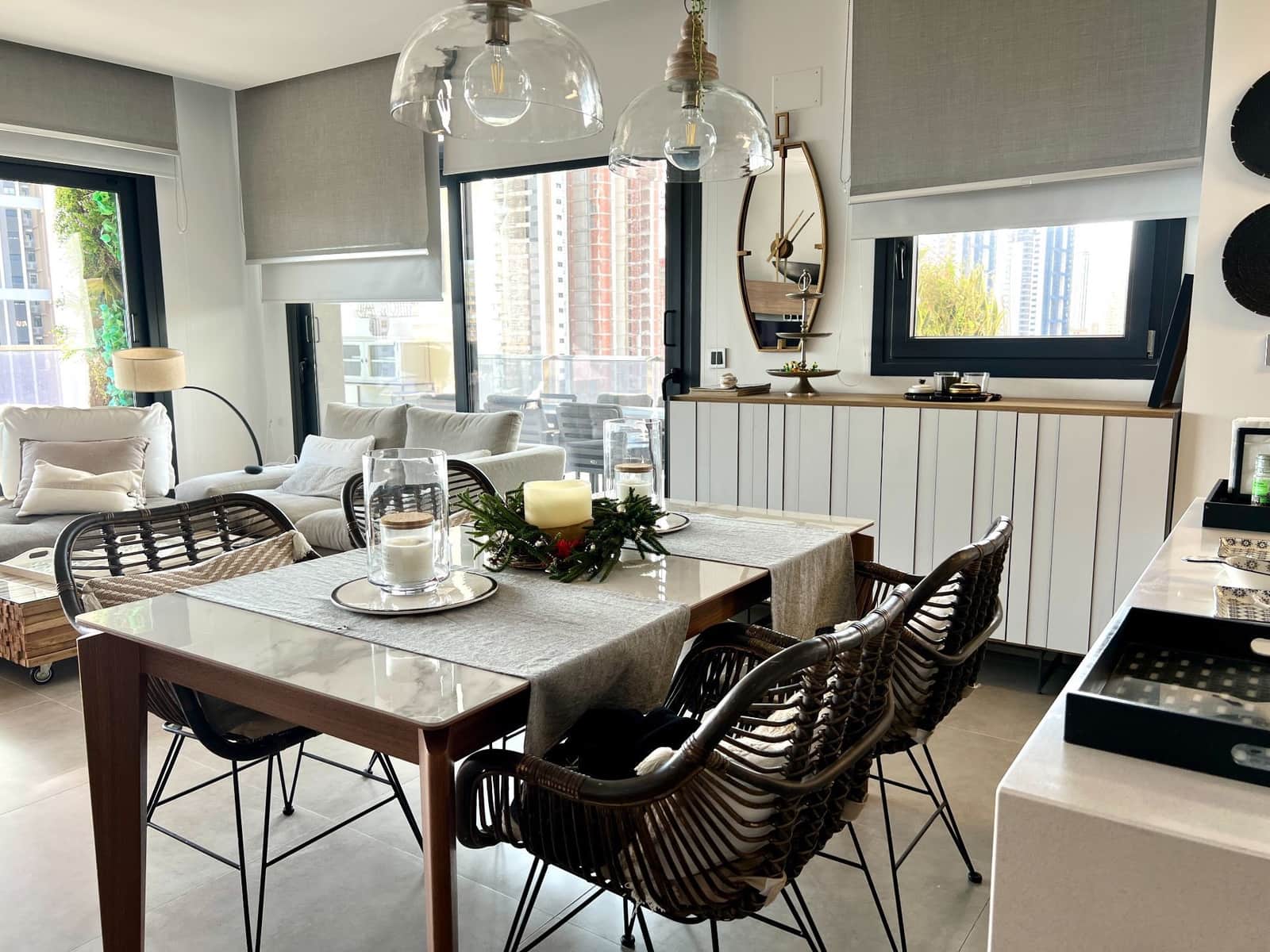 3 bedroom Apartment for rent in Benidorm with pool garage - € 3,900 (Ref: 8777409)