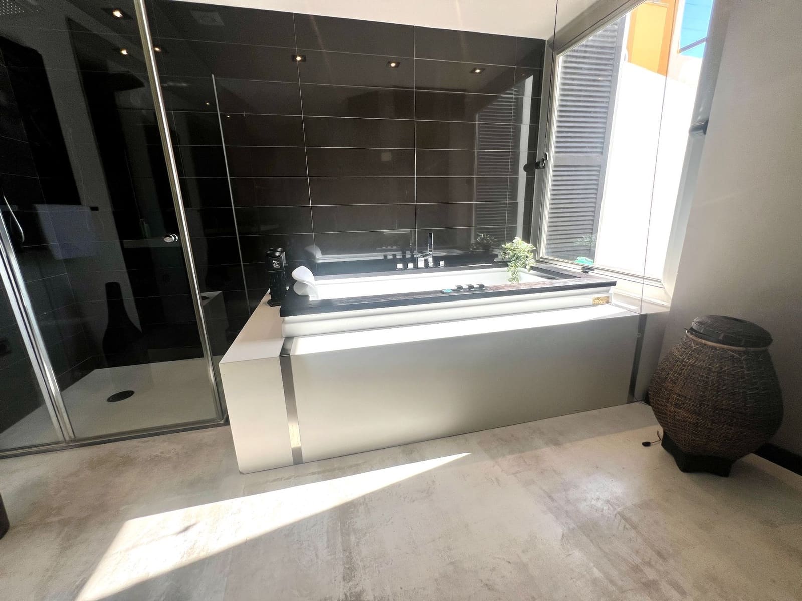 3 sypialnia Apartament do wynajęcia w Altea z basenem garażem - 2 500 € (Ref: 8777411)