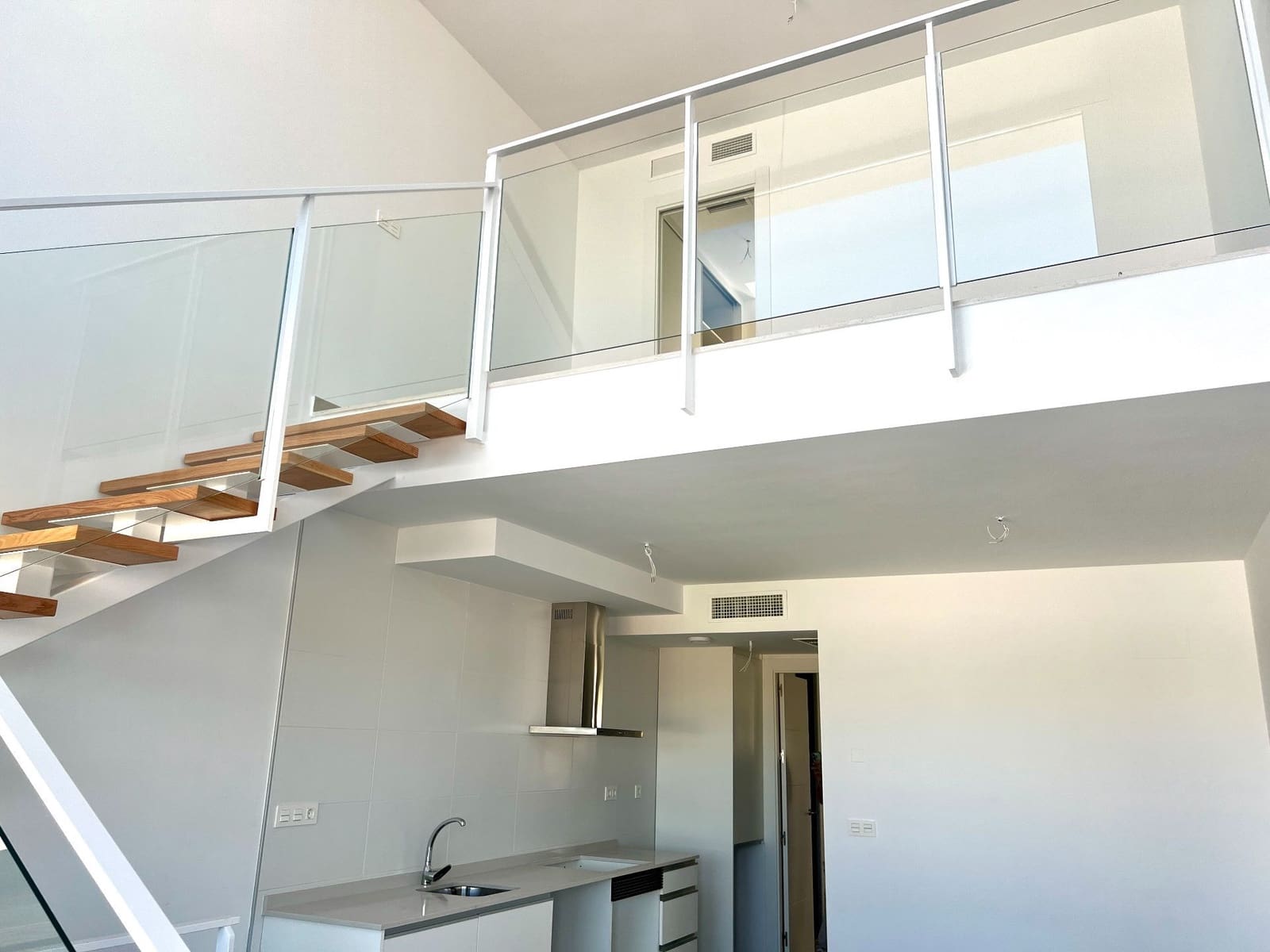 2 sovrum Bungalow till salu i Santa Pola med pool garage - 296 000 € (Ref: 8777413)