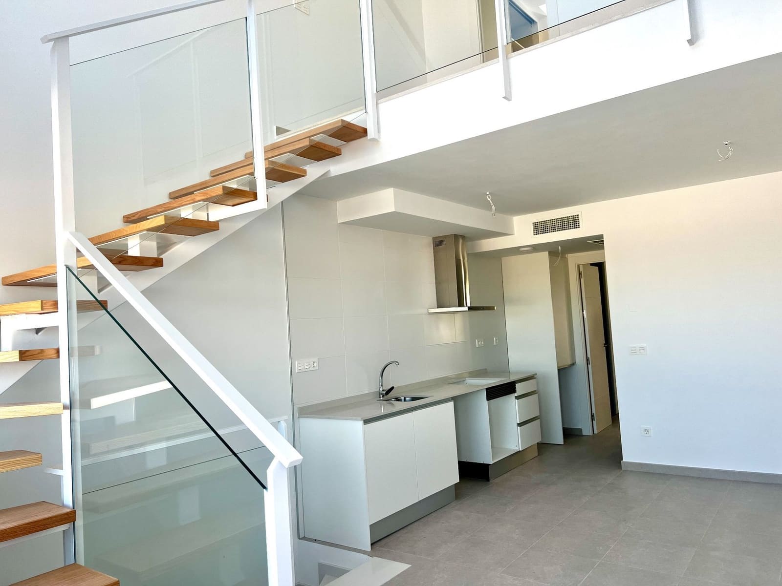 2 sovrum Bungalow till salu i Santa Pola med pool garage - 296 000 € (Ref: 8777413)