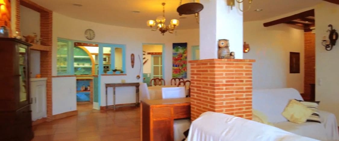 9 bedroom Villa for sale in El Campello with pool garage - € 1,800,000 (Ref: 8777417)