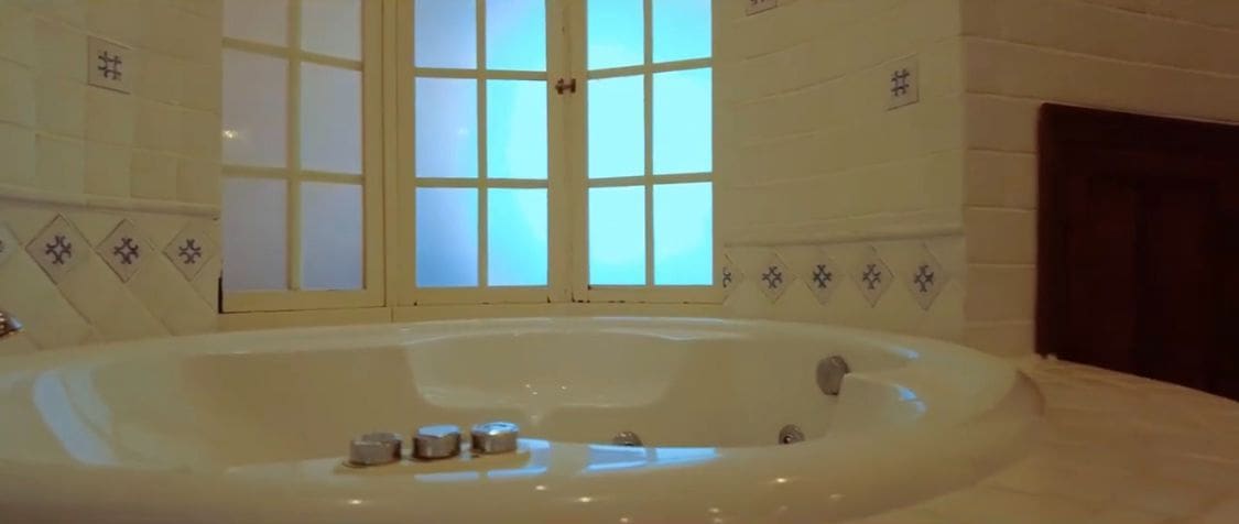 9 bedroom Villa for sale in El Campello with pool garage - € 1,800,000 (Ref: 8777417)