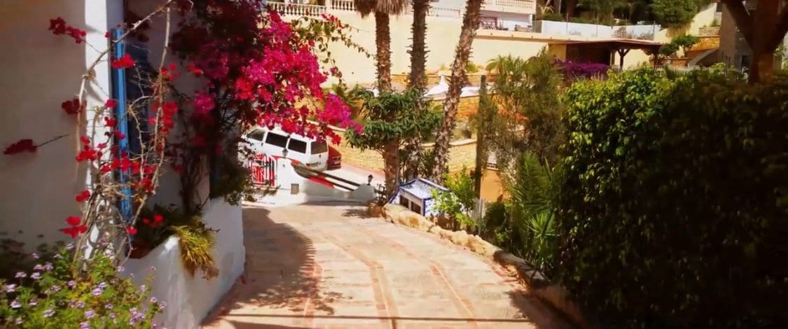 9 bedroom Villa for sale in El Campello with pool garage - € 1,800,000 (Ref: 8777417)