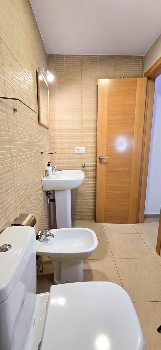 Maison de Ville de 1 chambre à louer à Alicante ville - 1 000 € (Ref: 8777781)