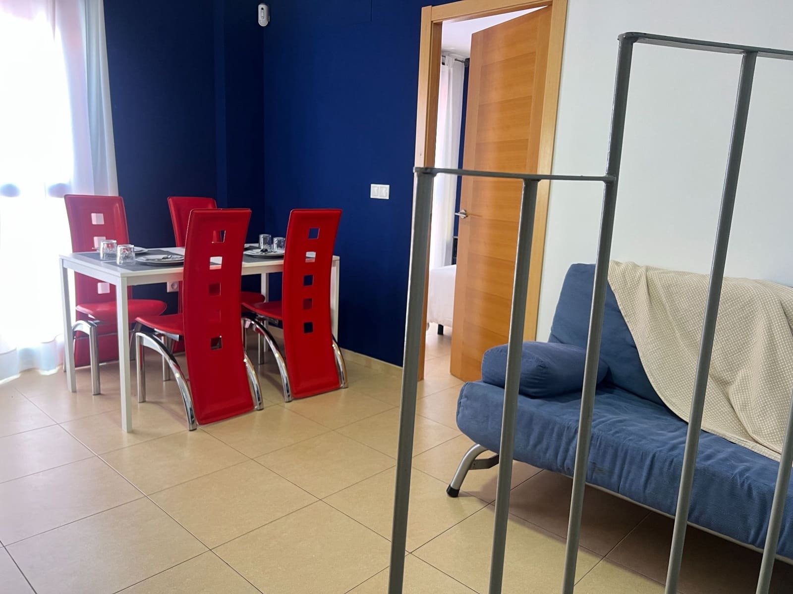 Maison de Ville de 1 chambre à louer à Alicante ville - 1 000 € (Ref: 8777781)